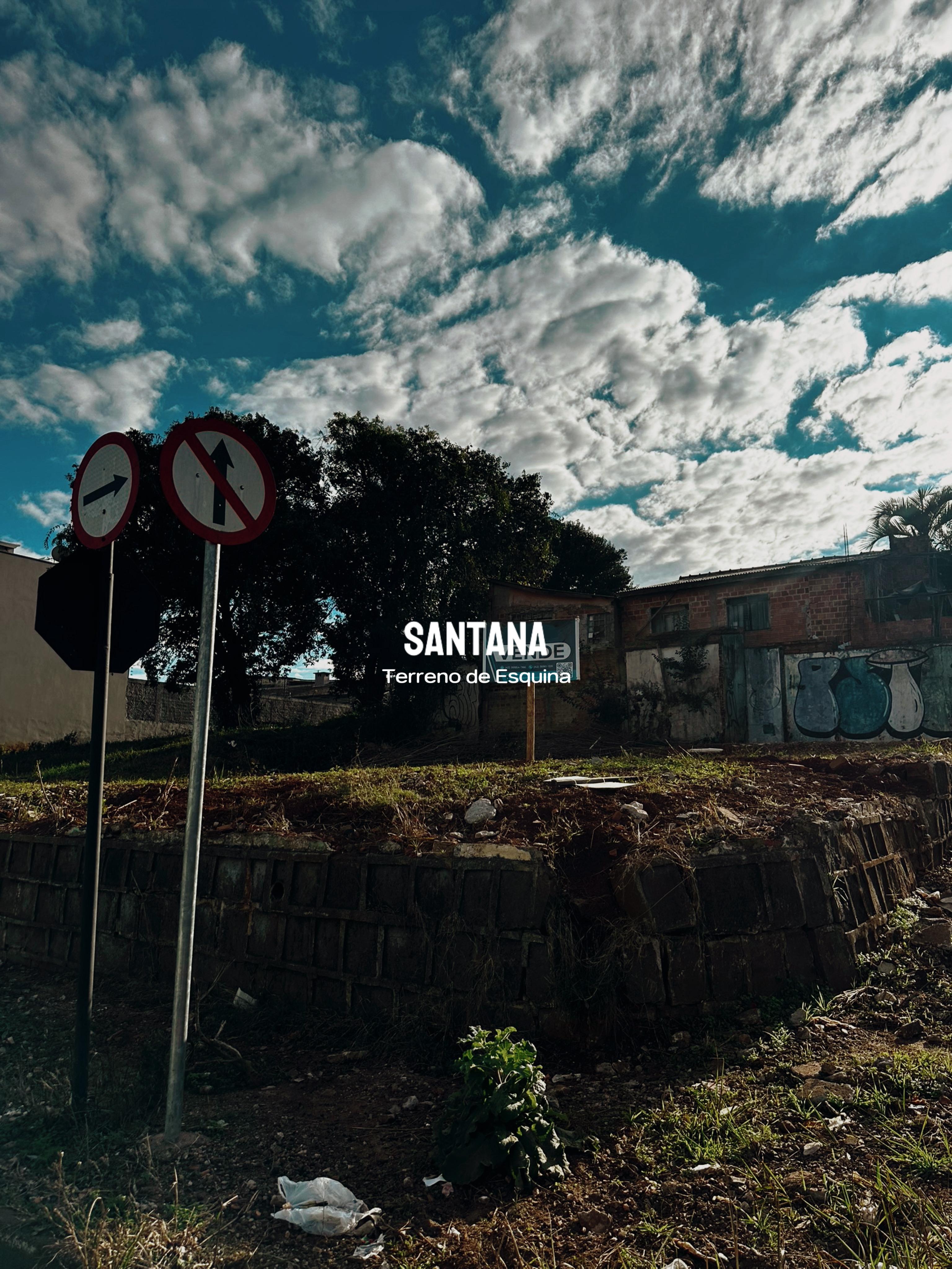 Terreno à venda no Bairro Santana
